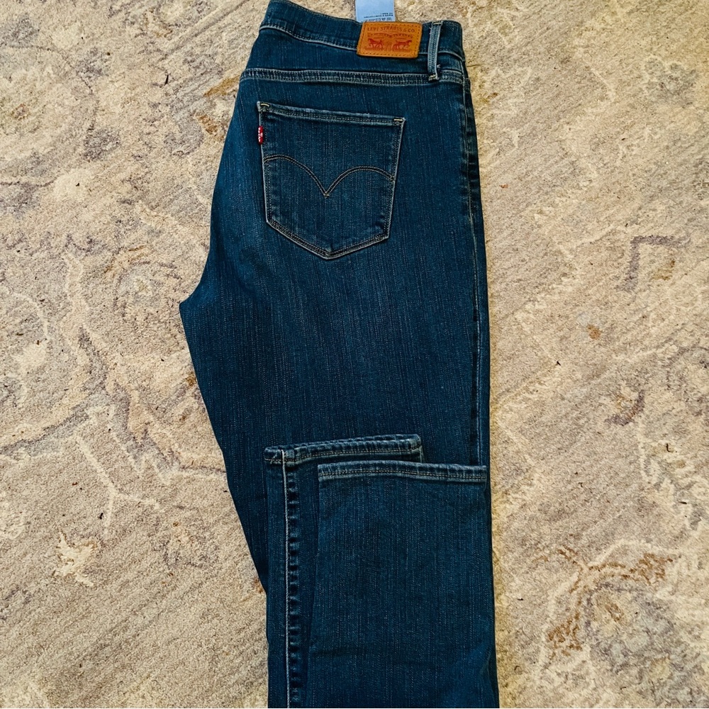 Levi’s Shaping skinny Jeans size 31